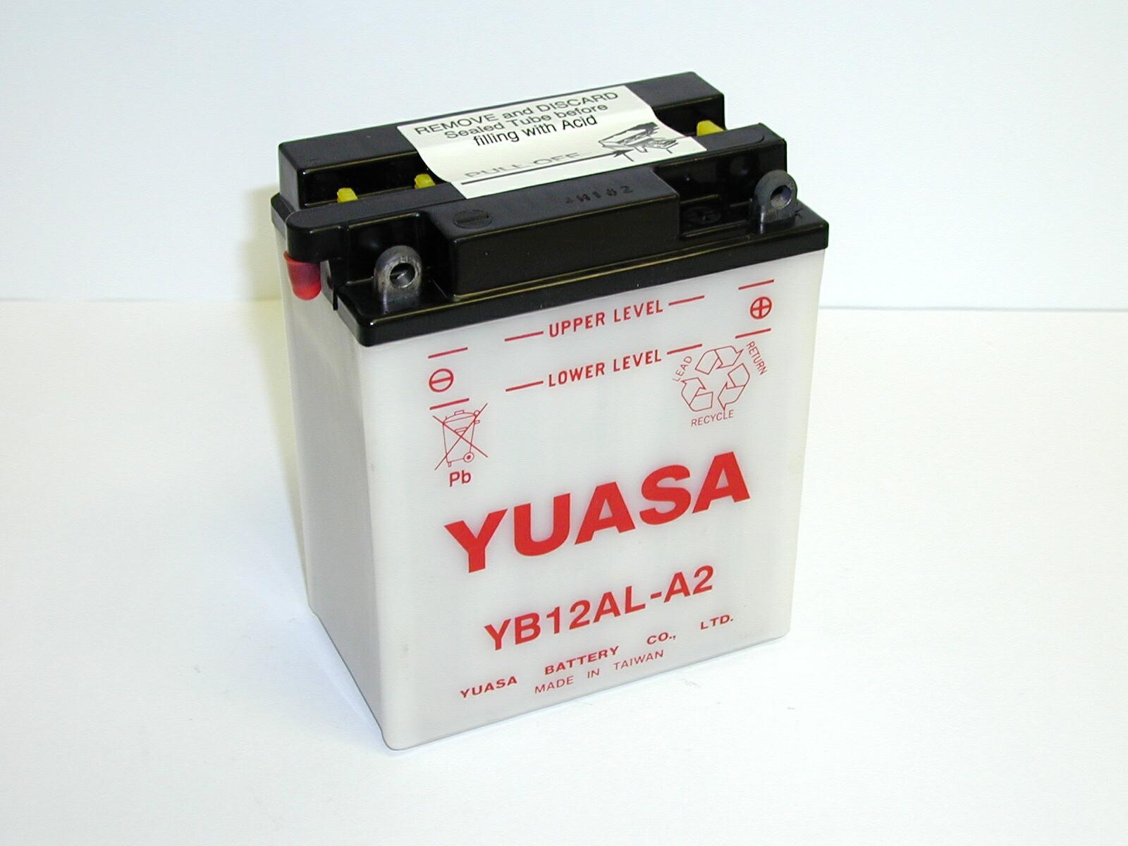 Batterie moto Yuasa...