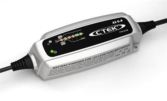 Chargeur MEC 24V/11A pour batteries étanches au plomb AGM/gel et batteries  ouvertes